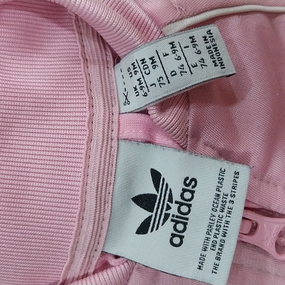 Imported Adidas kids track suit - Picture 6 of 8